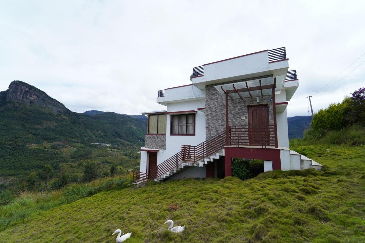 Garden Villa with Dam view
